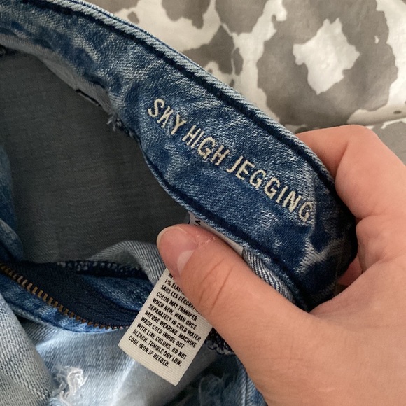 Anerican eagle jeans size 2 - Picture 4 of 4